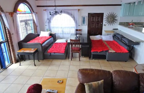 La Joya Casa | Baja Getaway: Sleeps 21 Adults in 4 King Beds - Ocean Retreat