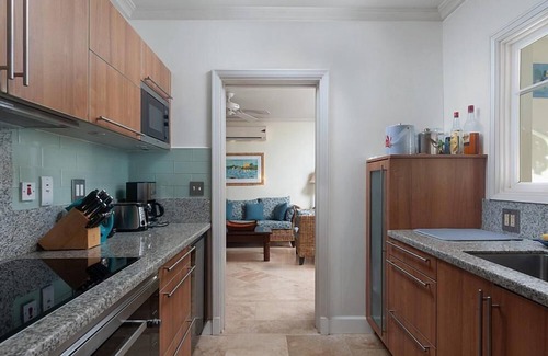 Reeds Bay Casa | Bajan Tonic, Mullins Bay