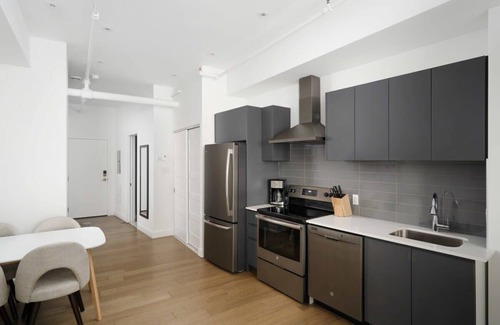 Chinatown Apartamento | 210-Studio Summary: C