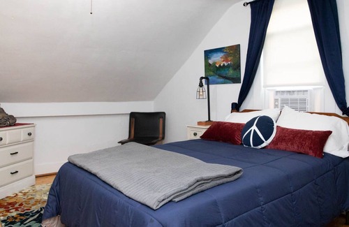 Florence Cabaña | Baker’s Cottage on 1 acre