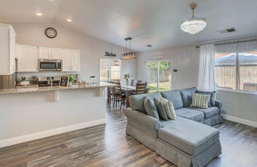Pumpkin Center Casa | Bakersfield Home with Pool Table, Cornhole and More!