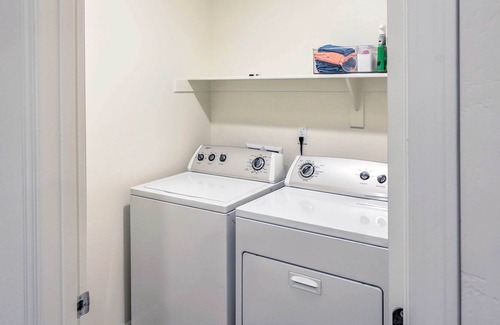 Pumpkin Center Casa | Bakersfield Vacation Rental w/ Private Yard!