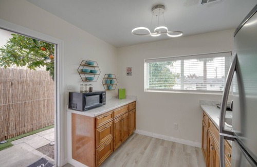 Bakersfield Apartamento | Bakersfield Vacation Rental ~ 5 Mi to Downtown!