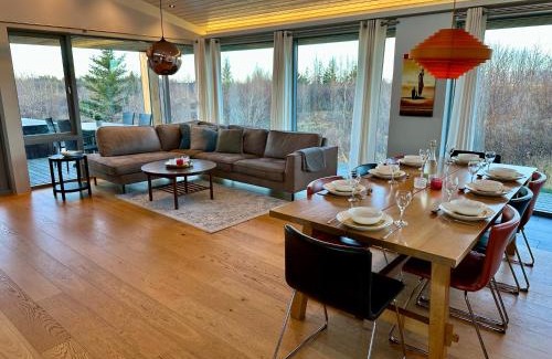 Borgarnes Casa | Bakki and Holt