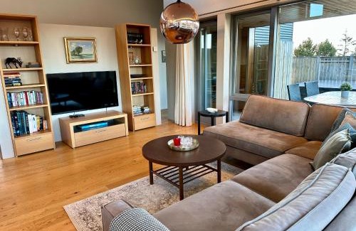 Borgarnes Casa | Bakki and Holt