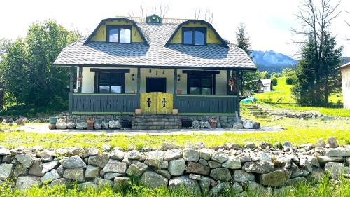 Campulung Moldovenesc Villa | Baladă de Rarău