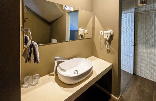 Kololi Hotel | Balafon Beach Resort