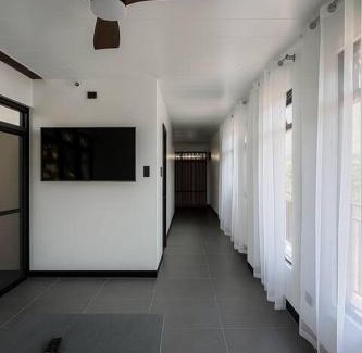 San Fernando Cama Y Desayuno | Balai de Biday 4 Pax Suite with Free Breakfast
