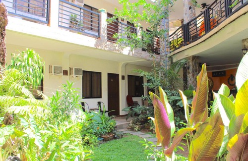 Coron Town Proper Hotel | Balaibinda Lodge