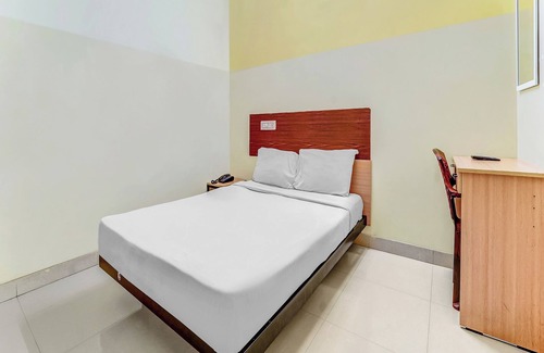 Coimbatore Cabina | Balaji Castle