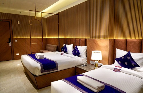 Mahmoorganj Hotel | Balaji Palace Kashi