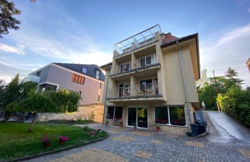 Balatonfured Casa | BALATONAIR Vendégház