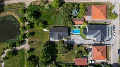 Siofok-Szabadifurdo Apartamento | Balatonic Lemon apartmanház