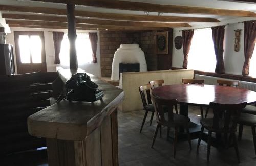 Balatonkenese Casa | Balatonkenesei Nádfedeles Lovas Vendégház