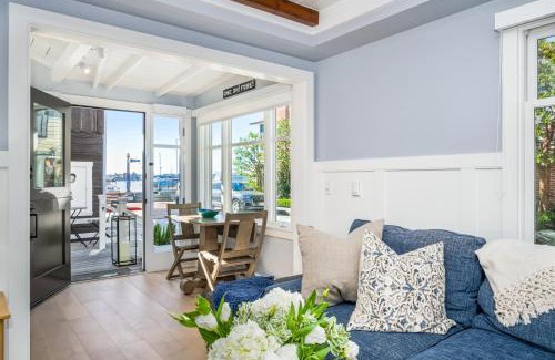 Balboa Island Casa | Balboa Island Gem with Patio & Beach Essentials