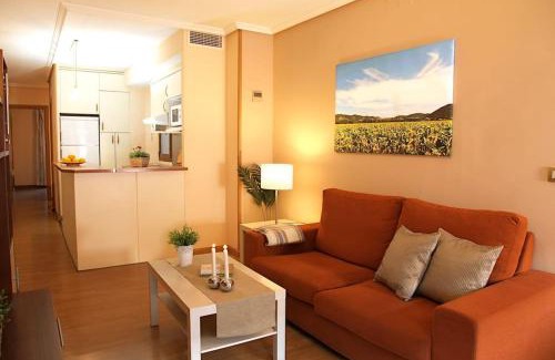 Prosperidad Apartamento | Balcón con luz natural