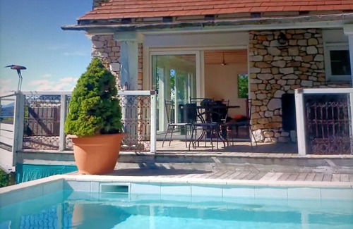 Pugny-Chatenod Casa | Balcon de Pugny