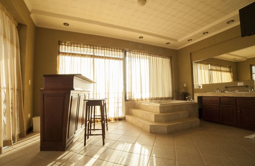 Jacó Hotel | Balcon del Mar Beach Front Hotel