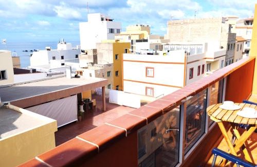 Las Galletas Apartamento | Balcon del sur con vista mar