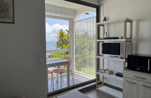 Bas du Fort Apartamento | Balcon des alizés pieds dans l'eau