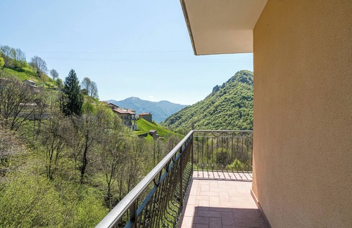 Val Rezzo Casa | Balcone Di Alex & Thomas, Val Rezzo, Italy