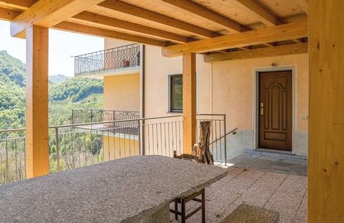 Val Rezzo Casa | Balcone Di Alex & Thomas, Val Rezzo, Italy
