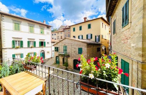 Cortona Old Town Apartamento | Balcone Fiorito, nel cuore del centro storico di Cortona
