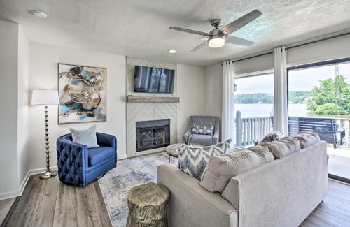Hot Springs Apartamento | Balcony and Lake Access Hot Springs Getaway!