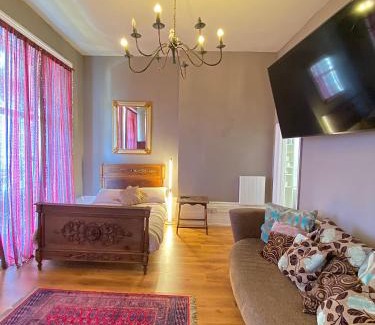 Dover Apartamento | Balcony Flat next to Port, Sea view, Free Parking