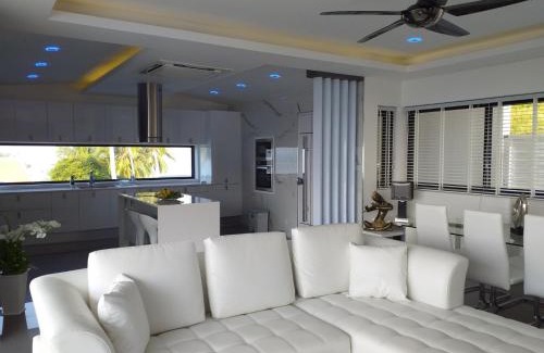 Na Thon Casa | Balcony on the sea
