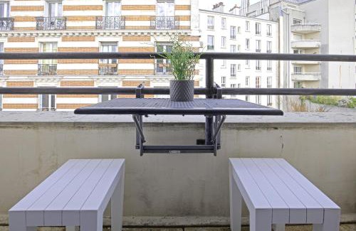 Combat Apartamento | Balcony studio near Buttes Chaumont