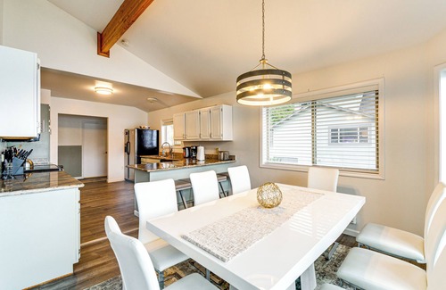 Adelma Beach Casa | Balcony w/ Bay Views: Family Gem in Port Townsend