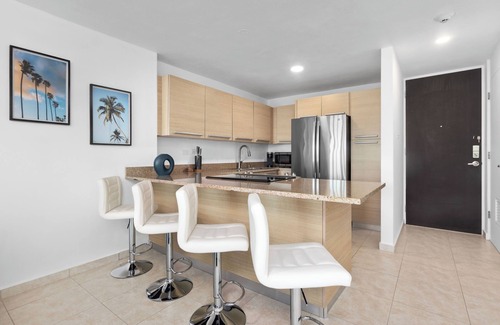 Herreras Apartamento | Balcony With Views | Nice Pool | Beach Access