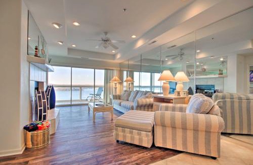 Lake Ozark Apartamento | Balcony with Water Views Lake Ozark Retreat!
