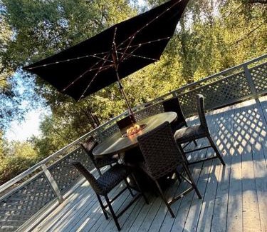 Mariposa Casa | Bald Bear Barracks
