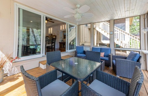 Lake Lure Casa | Bald Mountain Lake Escape