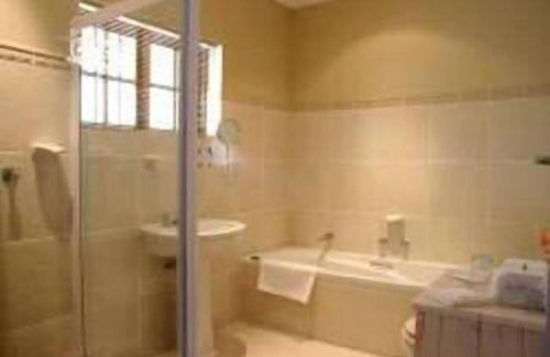 Westcliff Casa | Baleia Guest Lodge Bed & Breakfast
