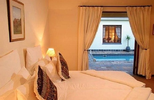 Westcliff Casa | Baleia Guest Lodge Bed & Breakfast