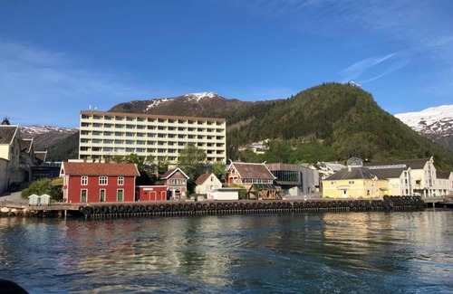 Balestrand Apartamento | Balestrand Fjordapartments Holmen 19A