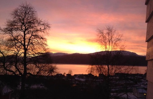 Balestrand Apartamento | Balestrand Fjordapartments Holmen 19A