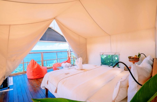 Tumbu Village Cabina | Bali Cliff Glamping