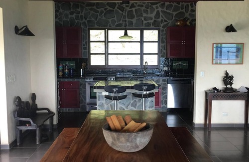 Mercedes Casa | Bali-Home con la mejor vista, privacidad, piscina, wifi, barbacoa, cerca de la playa / cascada / Ziplng, et