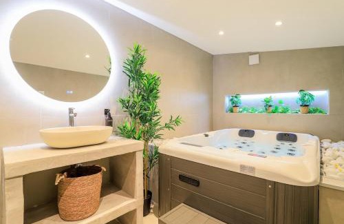 Lens Apartamento | Bali Lodge - Evasion balinaise - Jaccuzzi - Sauna
