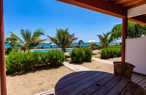 Punta Sal Cabina | Balihai Bungalows