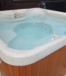 Vijfhuizen Casa | Balistyle guesthouse incl Jacuzzi near Amsterdam and Schiphol