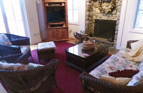 Culver Cabaña | Bola Family Guest Cottage