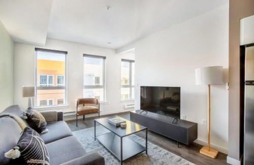 West Woodland Apartamento | Ballard 1BR w Lounge Shops BBQ near Dining SEA-468