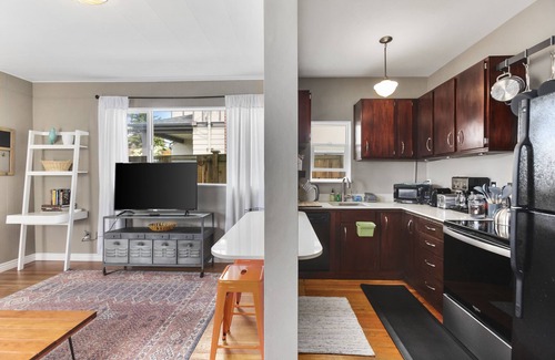 Ballard Casa | Ballard Bungalow - Walk to DT Ballard/Water