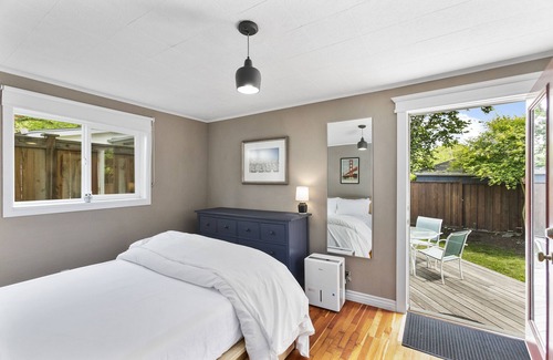 Ballard Casa | Ballard Bungalow - Walk to DT Ballard/Water