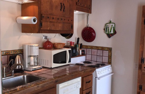 Alamedan Valley Casa | Fiesta del globo cerca de Charming, Historic, N. Casita del Valle!